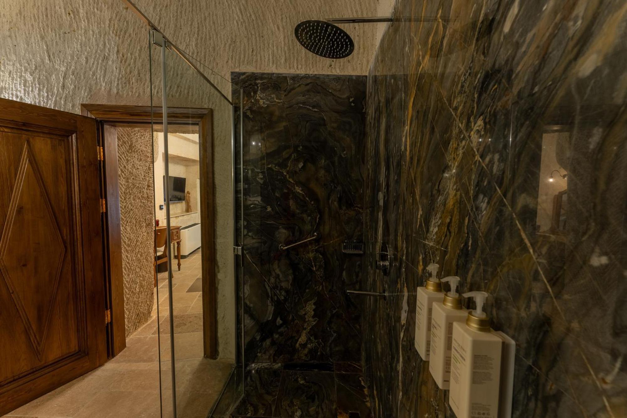 Asmali Konak Cave Suites Юргюп Екстериор снимка